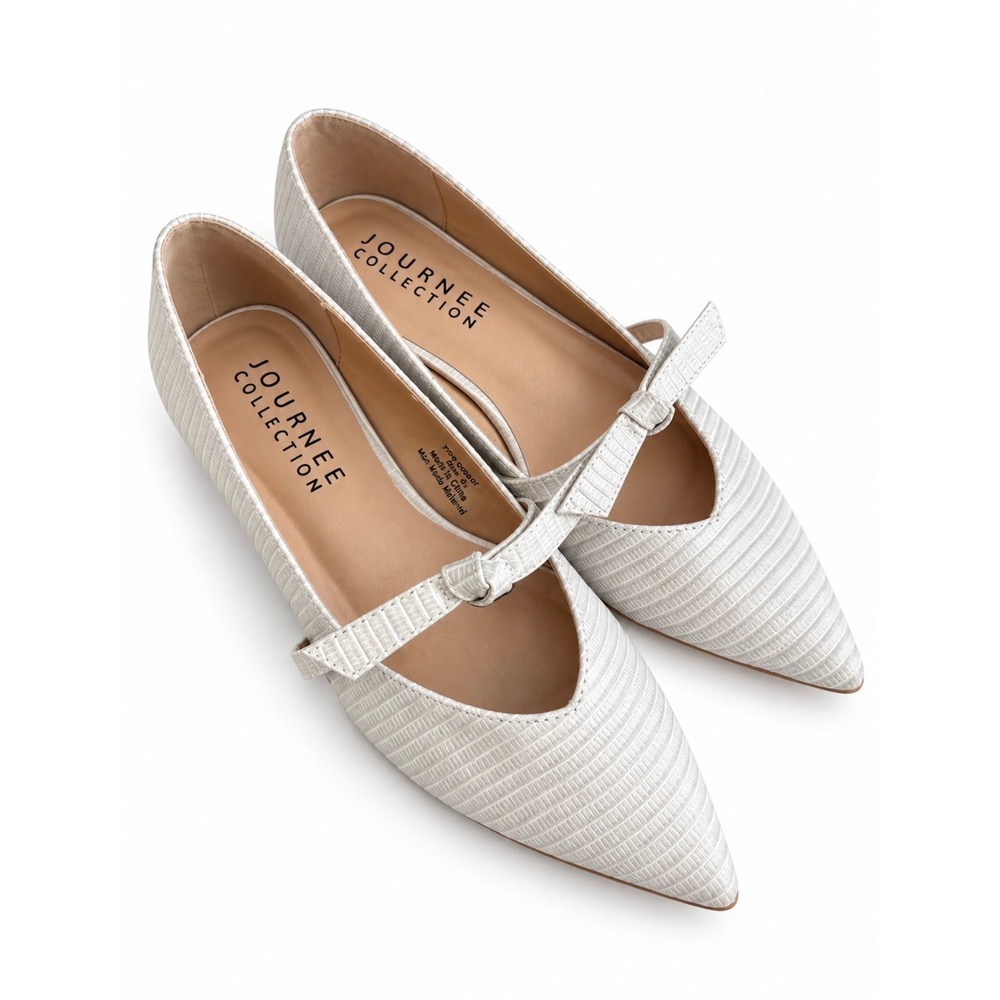 Journee Collection Light Beige Textured Pointed Toe Mary Jane Bow Flats 6.5